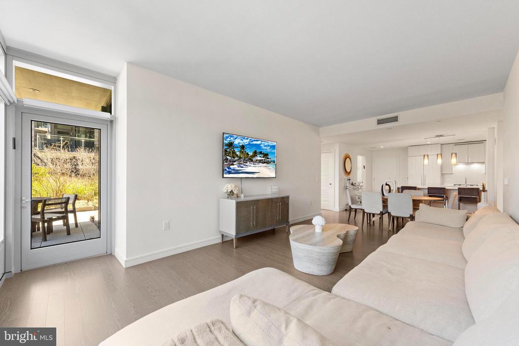 30 MELROSE TERR Unit: 216