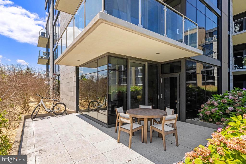 30 MELROSE TERR Unit: 216