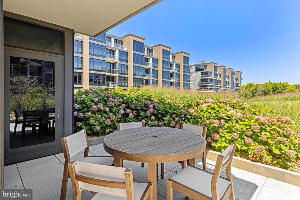 30 MELROSE TERR Unit: 216