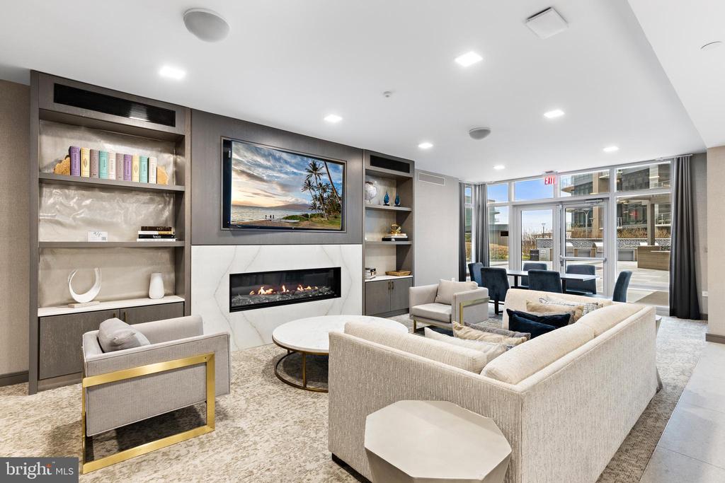 30 MELROSE TERR Unit: 216