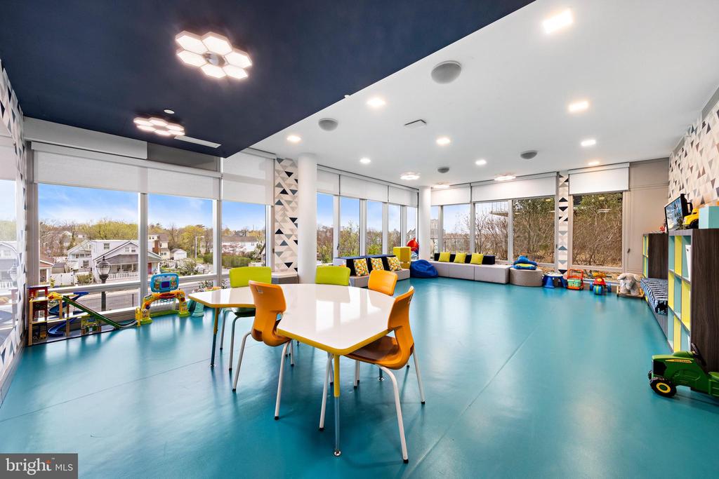 30 MELROSE TERR Unit: 216