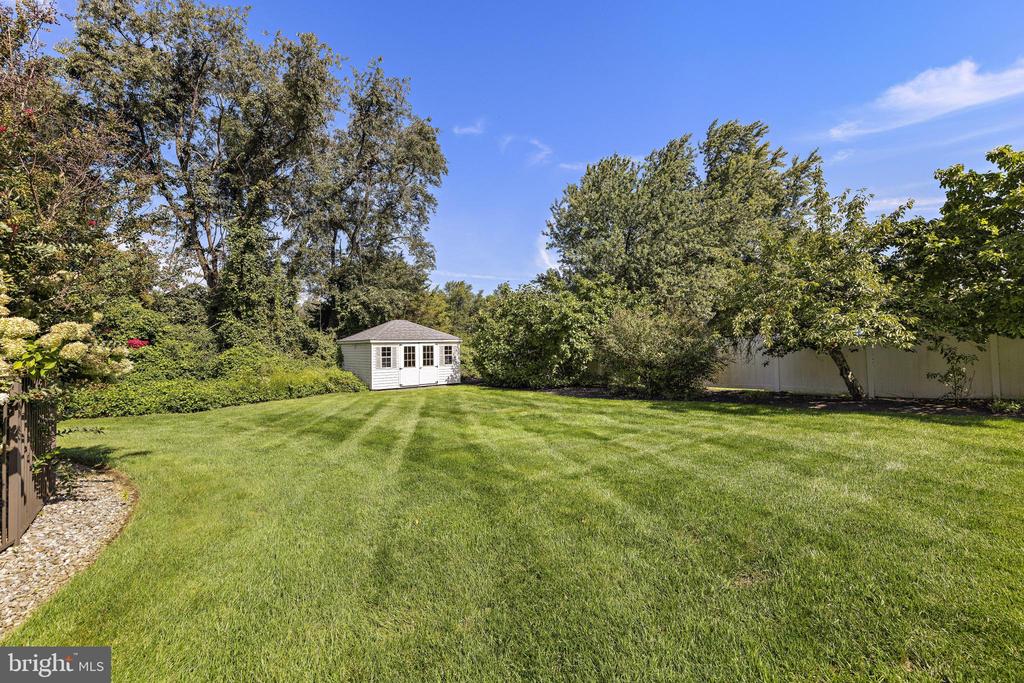 357 PETER FORMAN DRIVE
