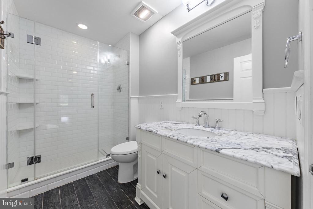 357 PETER FORMAN DRIVE