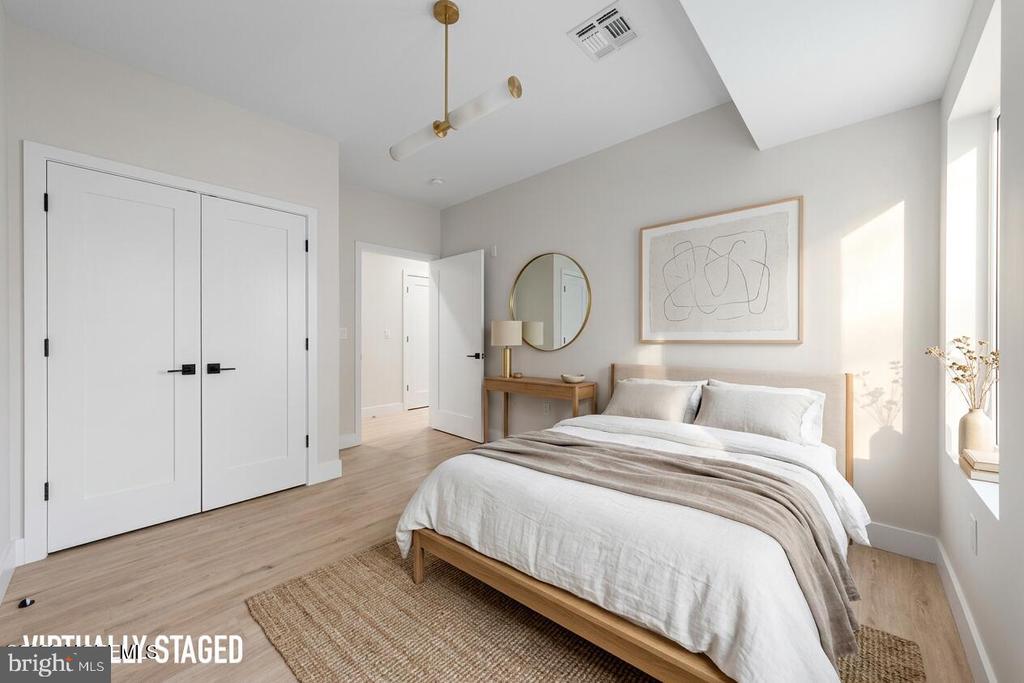 401 BOULEVARD BOULEVARD Unit: 405