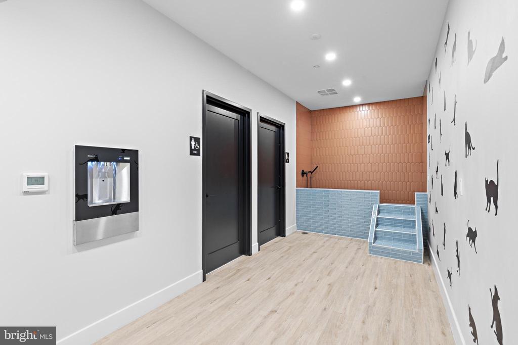 401 BOULEVARD BOULEVARD Unit: 405