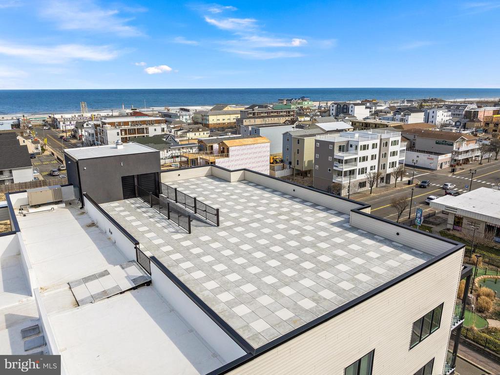 401 BOULEVARD BOULEVARD Unit: 405