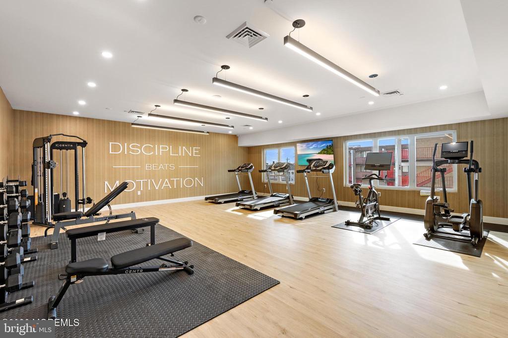 401 BOULEVARD BOULEVARD Unit: 405