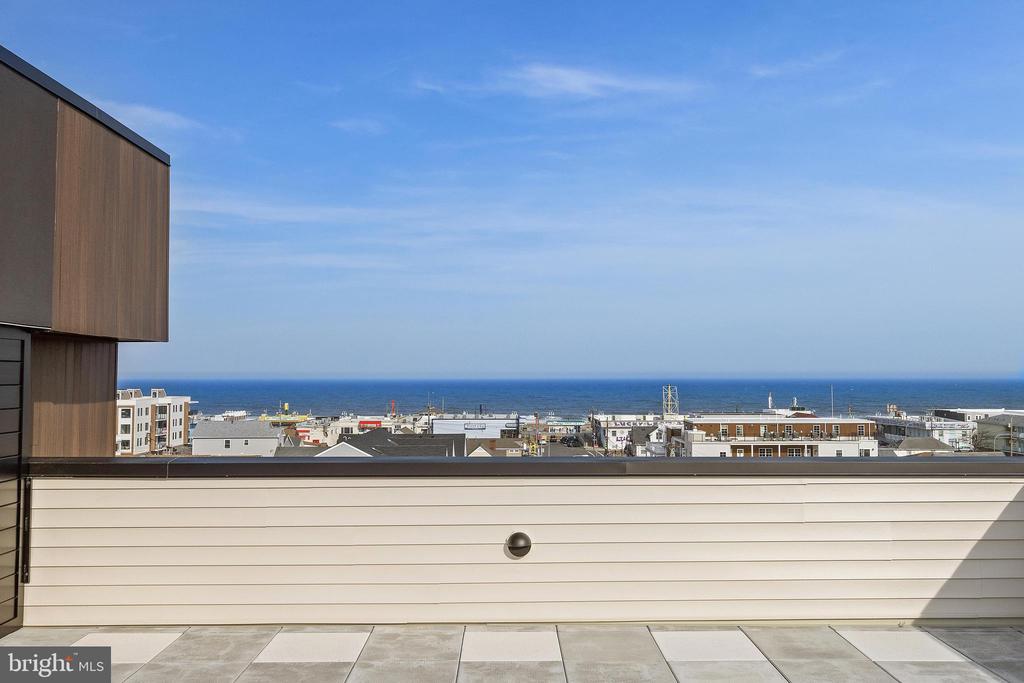 401 BOULEVARD BOULEVARD Unit: 405