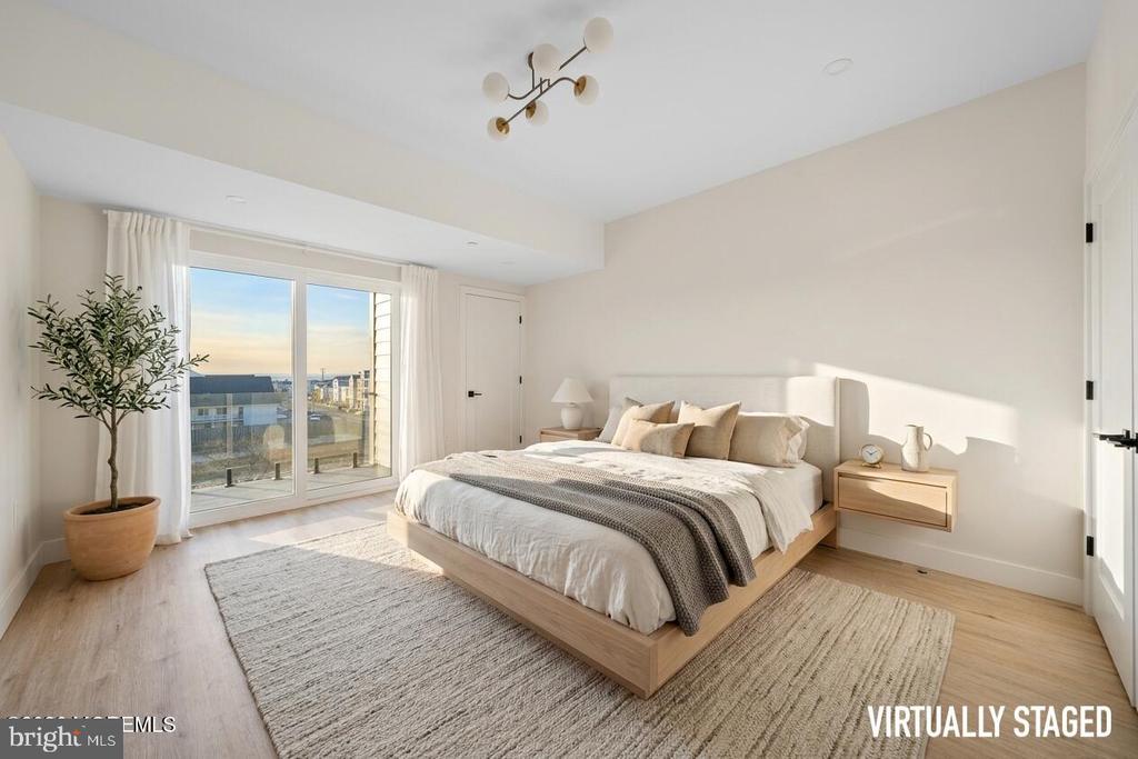 401 BOULEVARD BOULEVARD Unit: 405