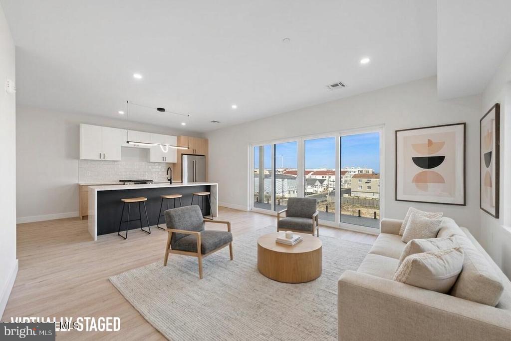 401 BOULEVARD BOULEVARD Unit: 405