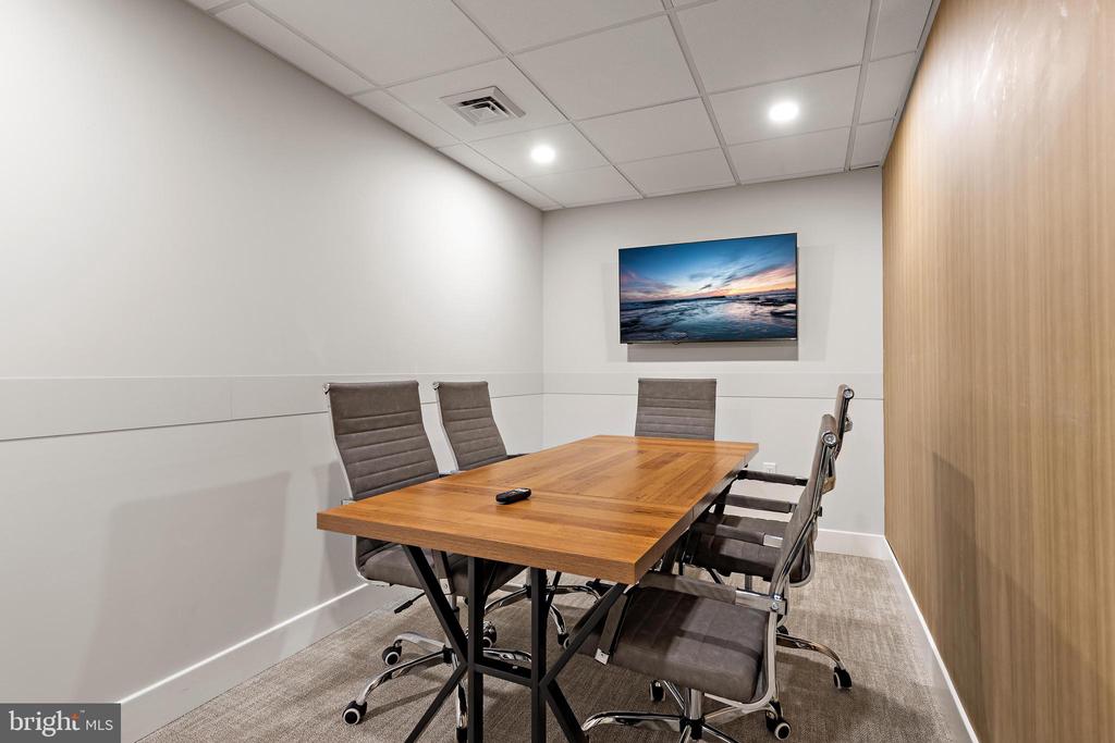 401 BOULEVARD BOULEVARD Unit: 405