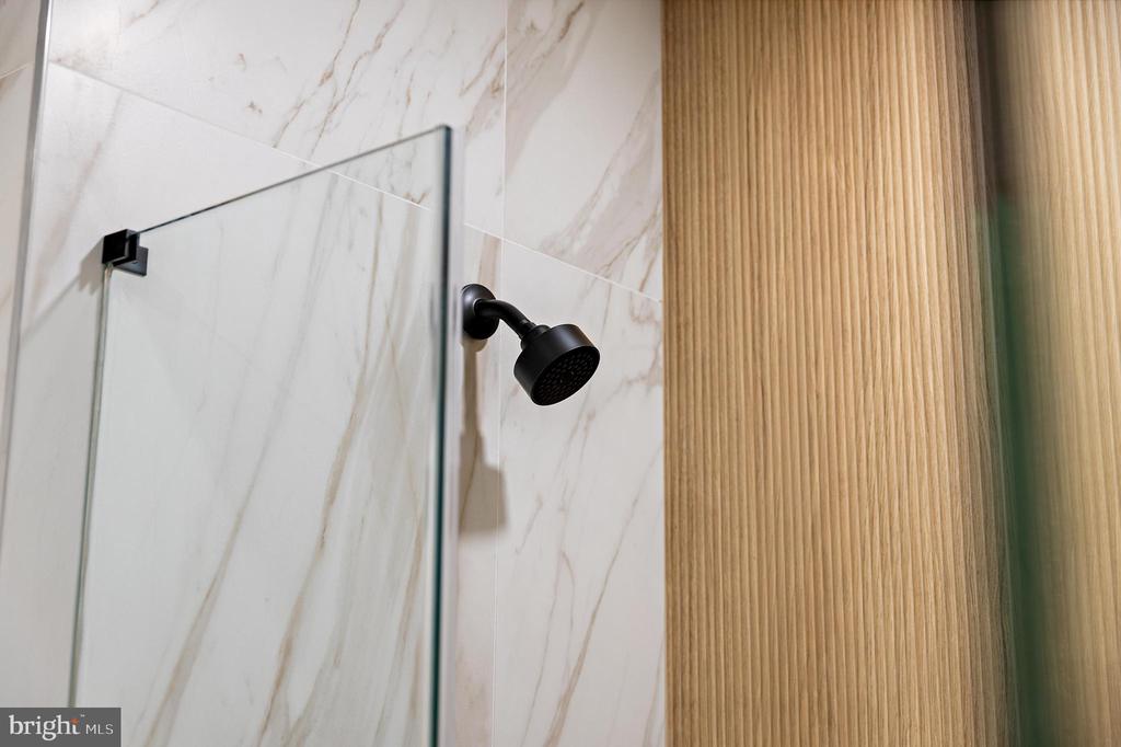 401 BOULEVARD BOULEVARD Unit: 405