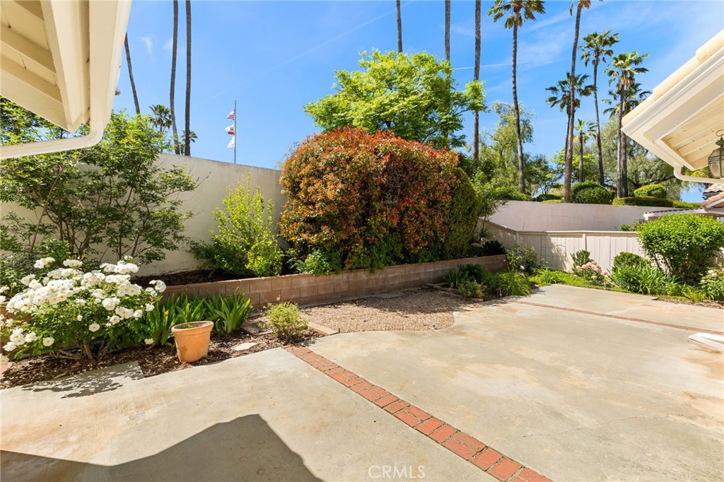 429 Indian Wells Road