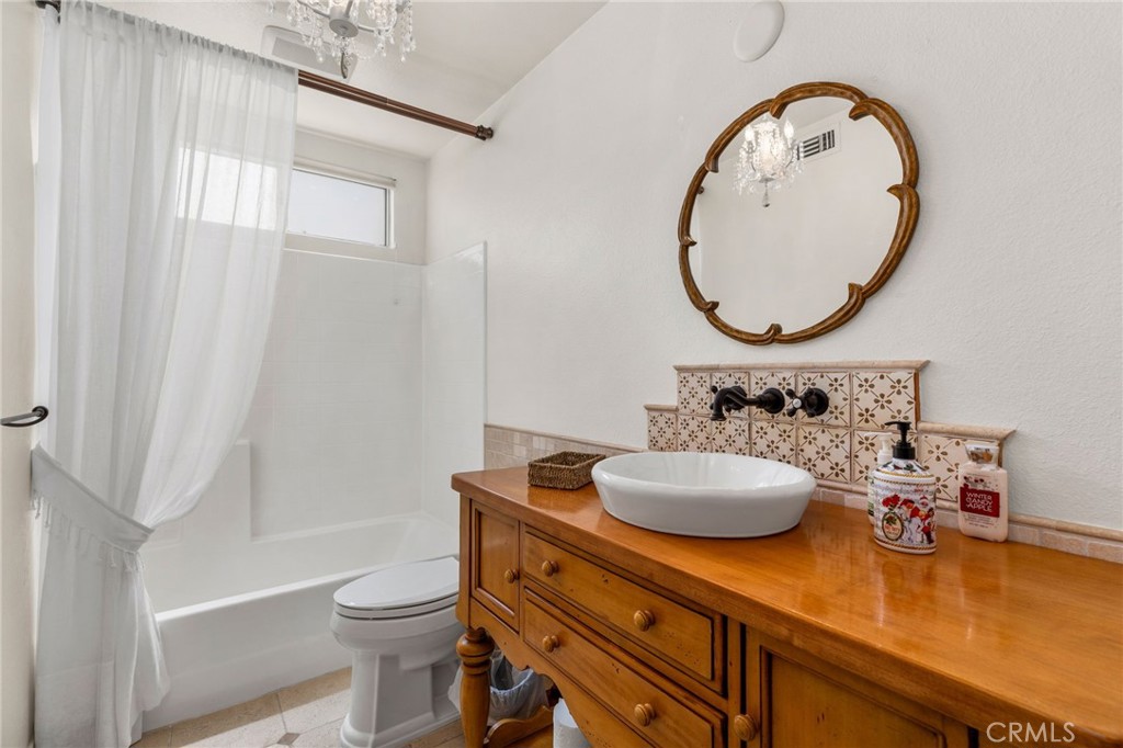 429 Indian Wells Road