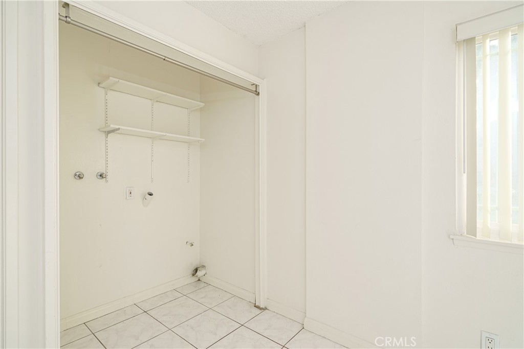 19792 Bromley Lane 3