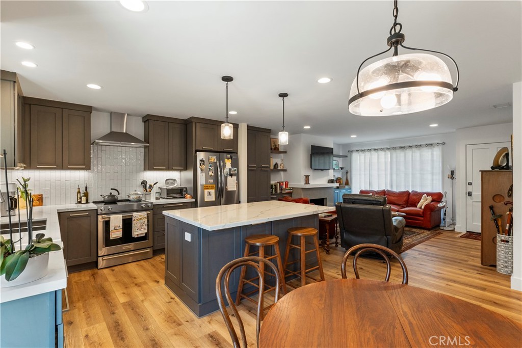 423 Gloucester Drive