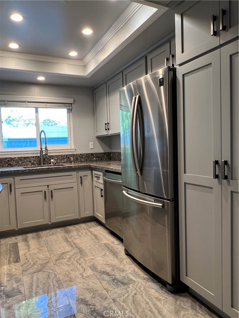 613 Lakeview Lane 17