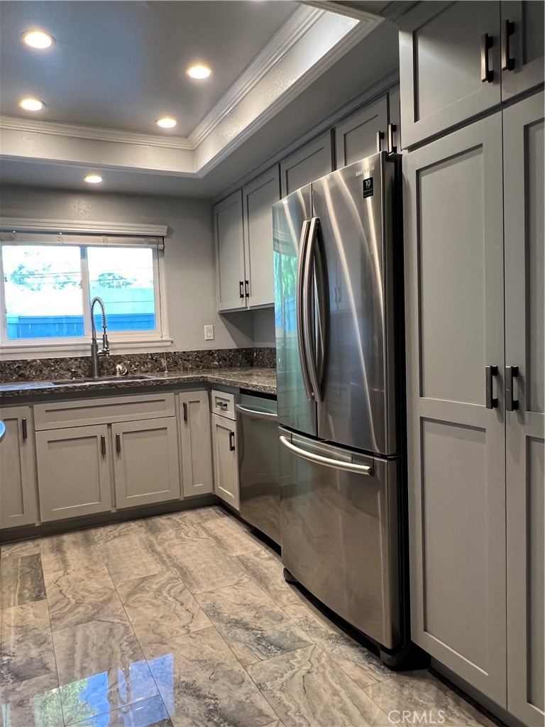 613 Lakeview Lane 17