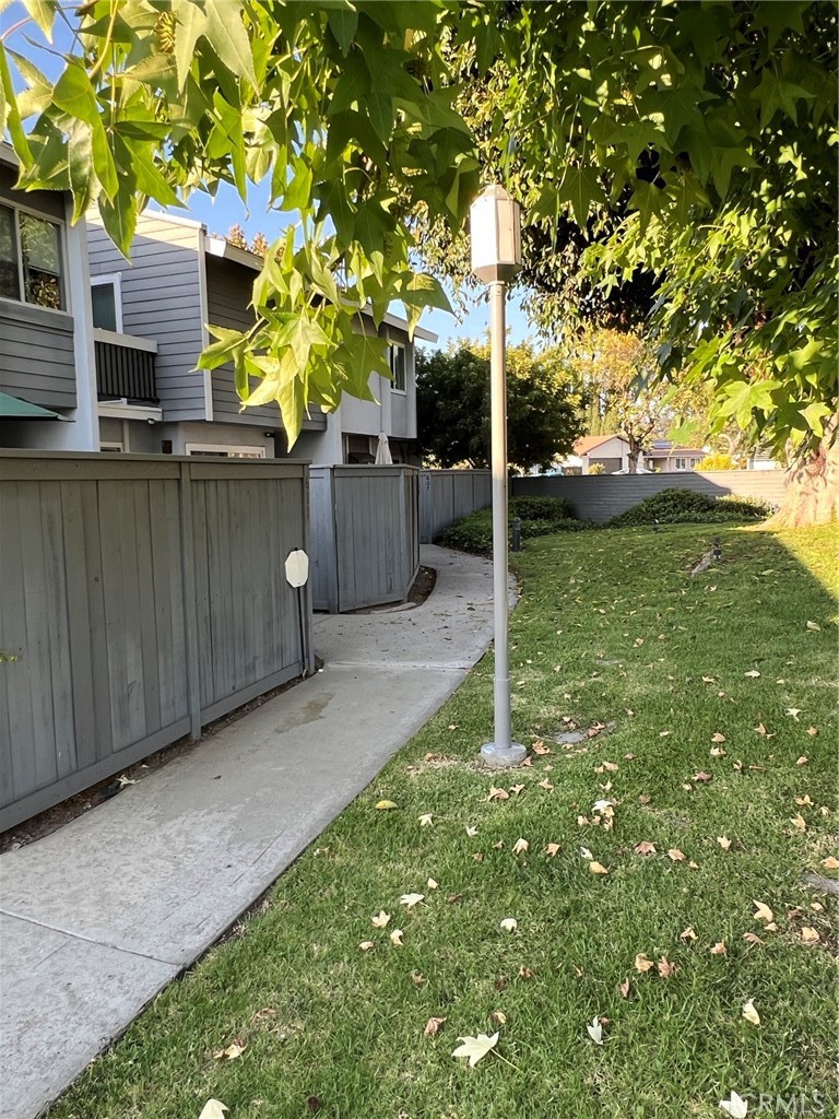 613 Lakeview Lane 17