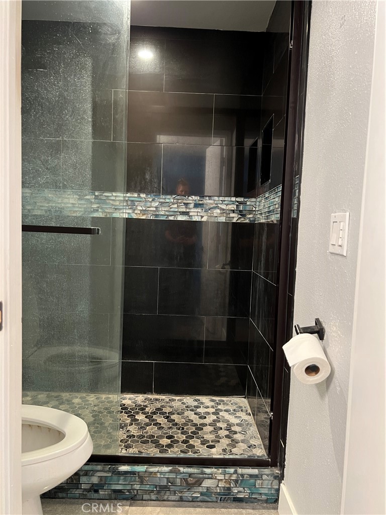 613 Lakeview Lane 17