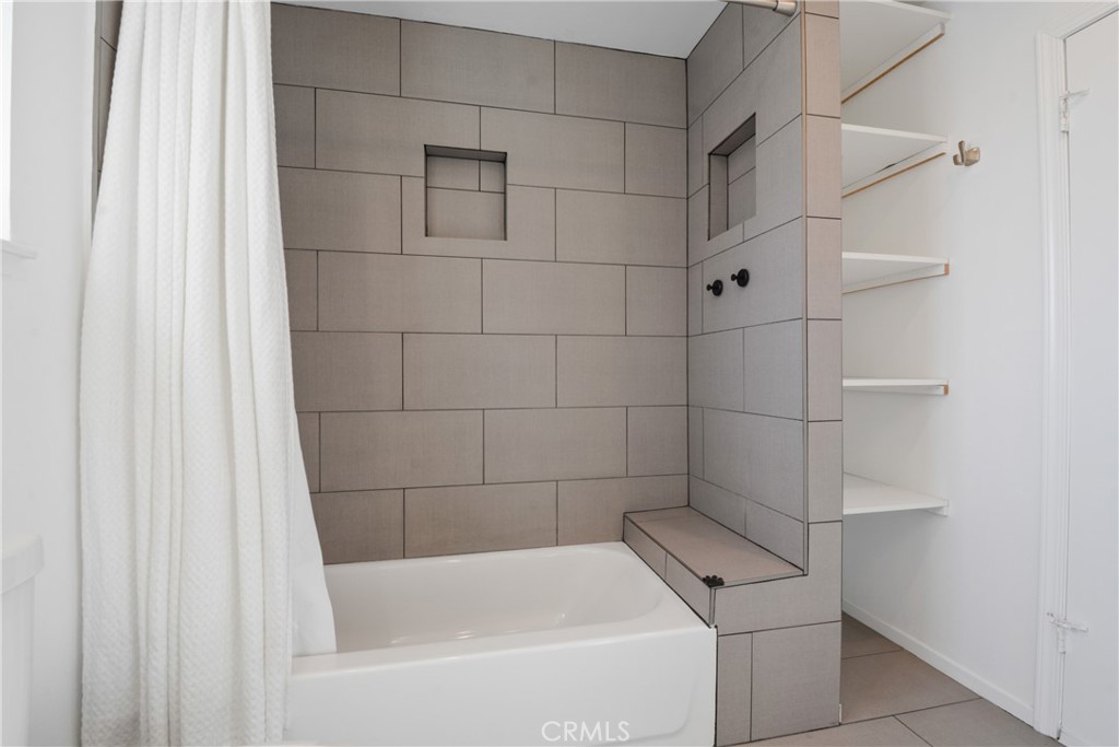 9962 Continental Drive