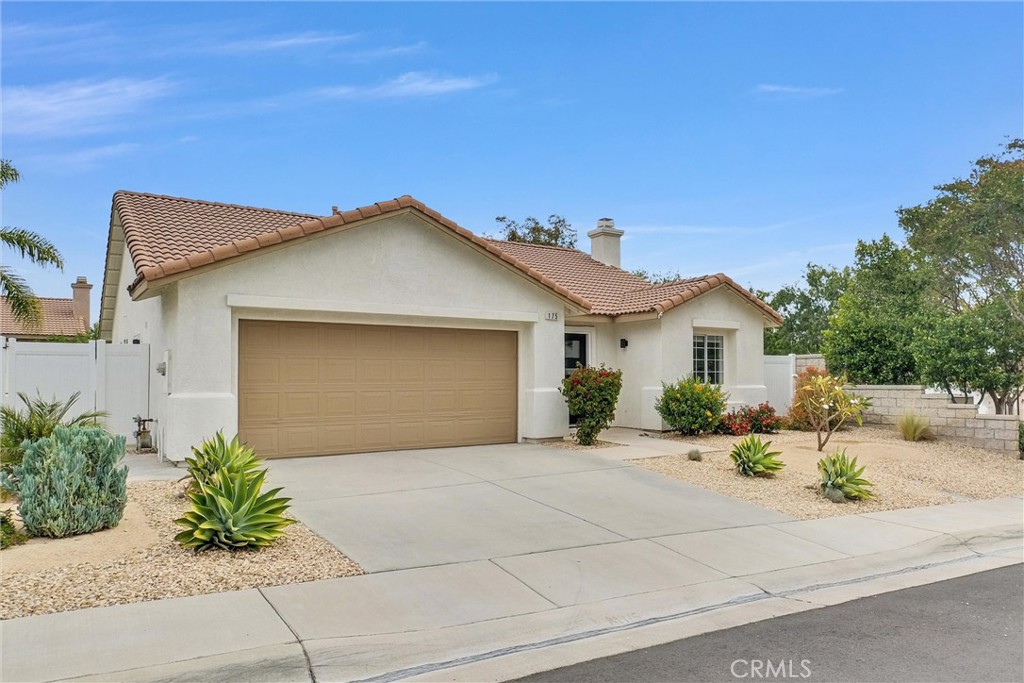 175 Paperbirch Circle