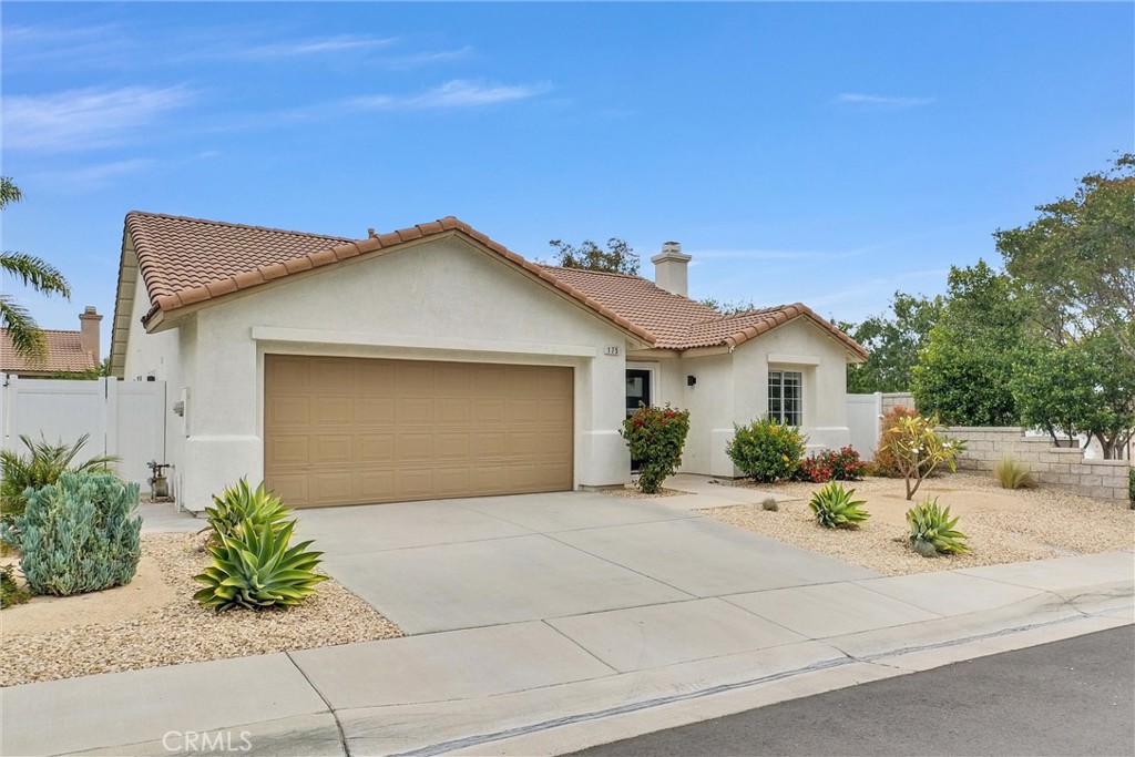 175 Paperbirch Circle