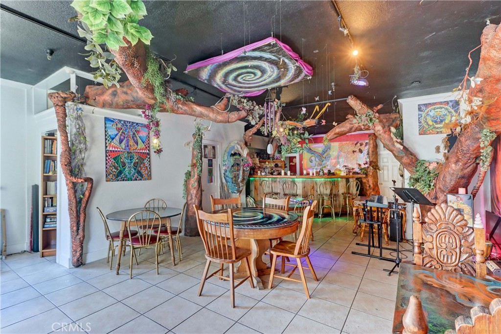 7561 Center Avenue Unit: 6