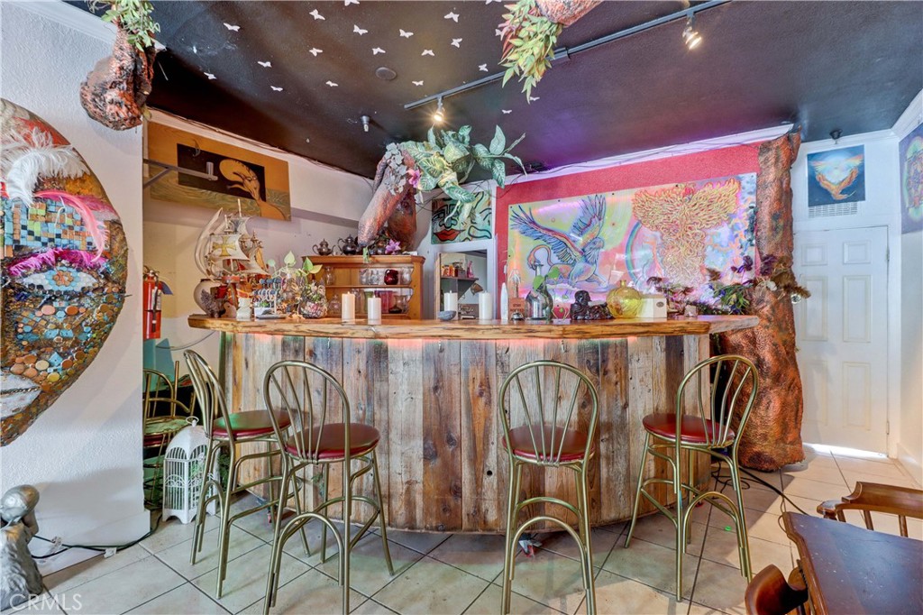 7561 Center Avenue Unit: 6