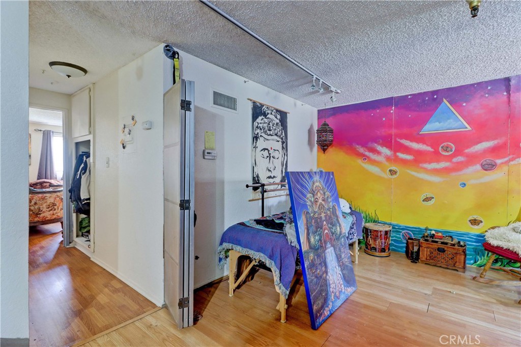 7561 Center Avenue Unit: 6