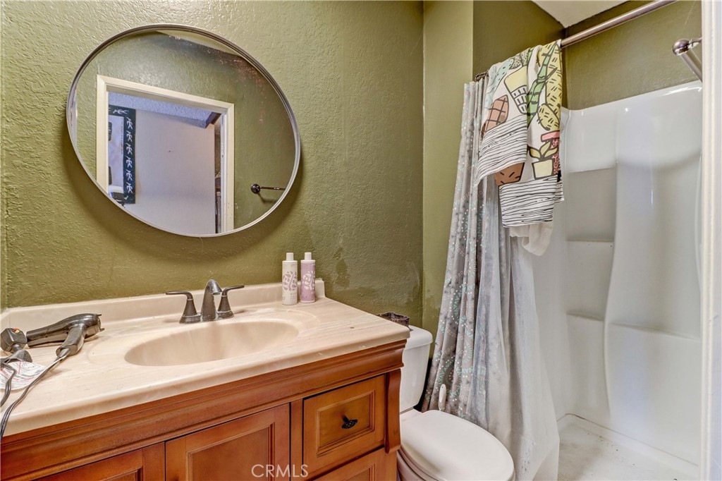 7561 Center Avenue Unit: 6