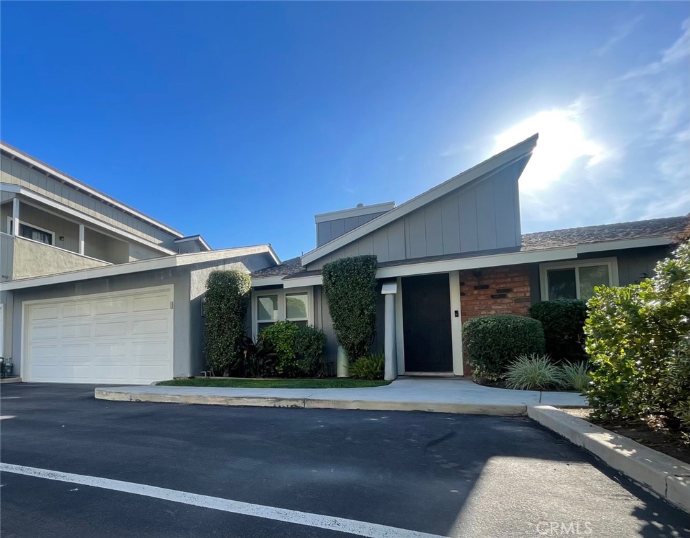 345 University Drive Unit: 36