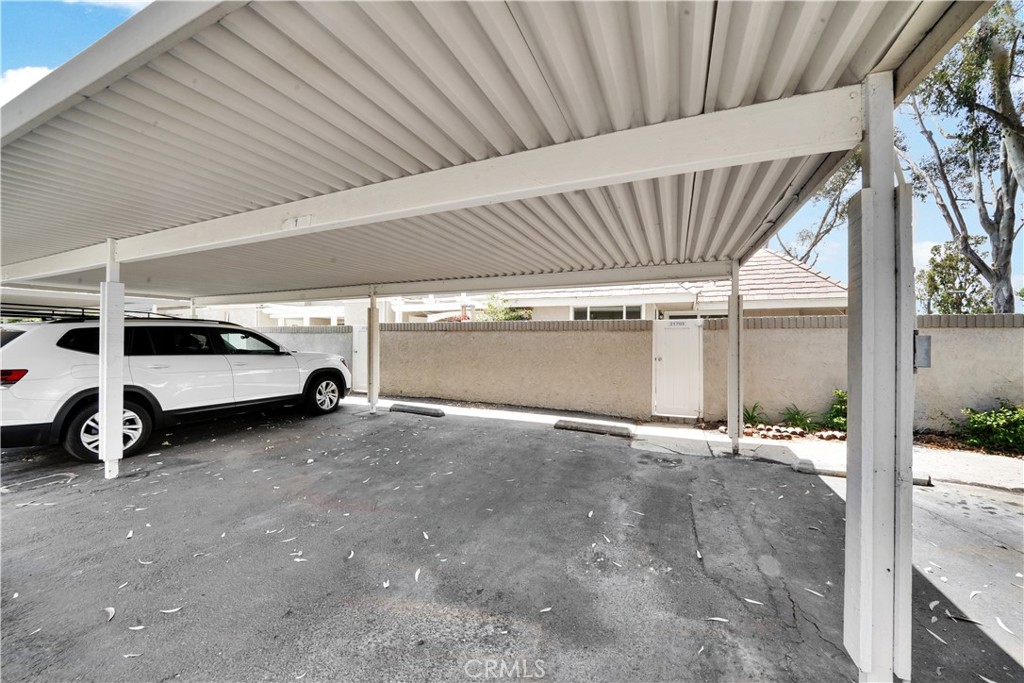 21702 Lake Vista Drive