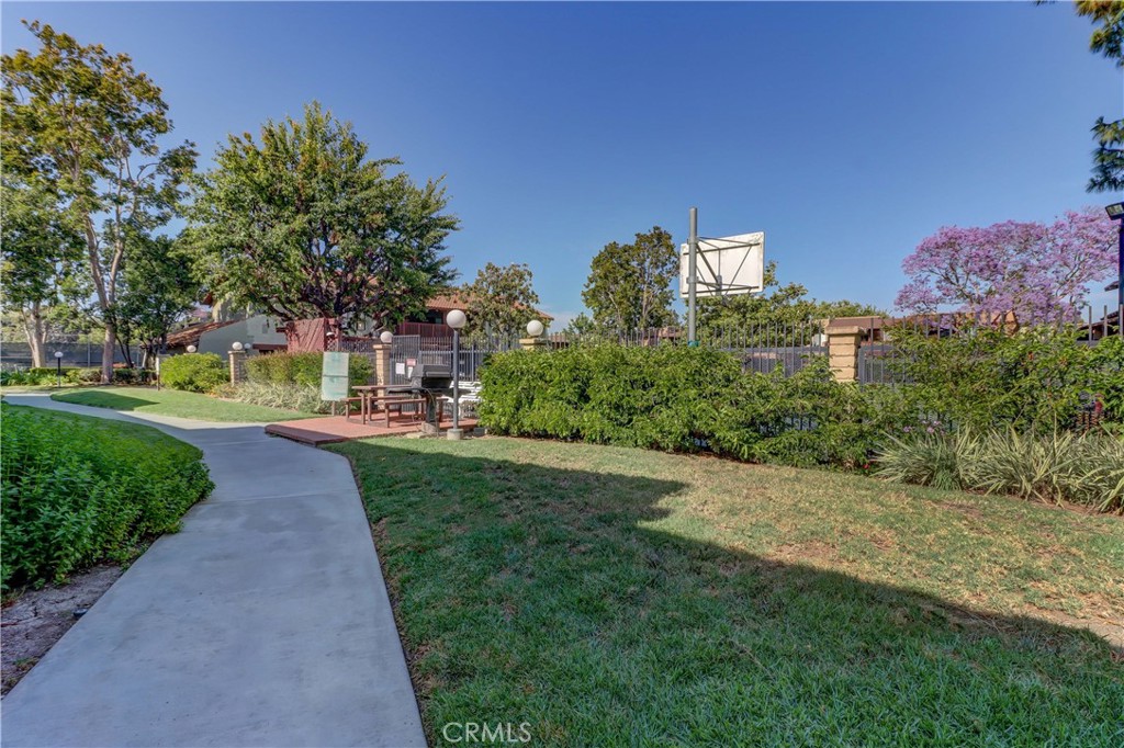 1010 W Macarthur Boulevard 68