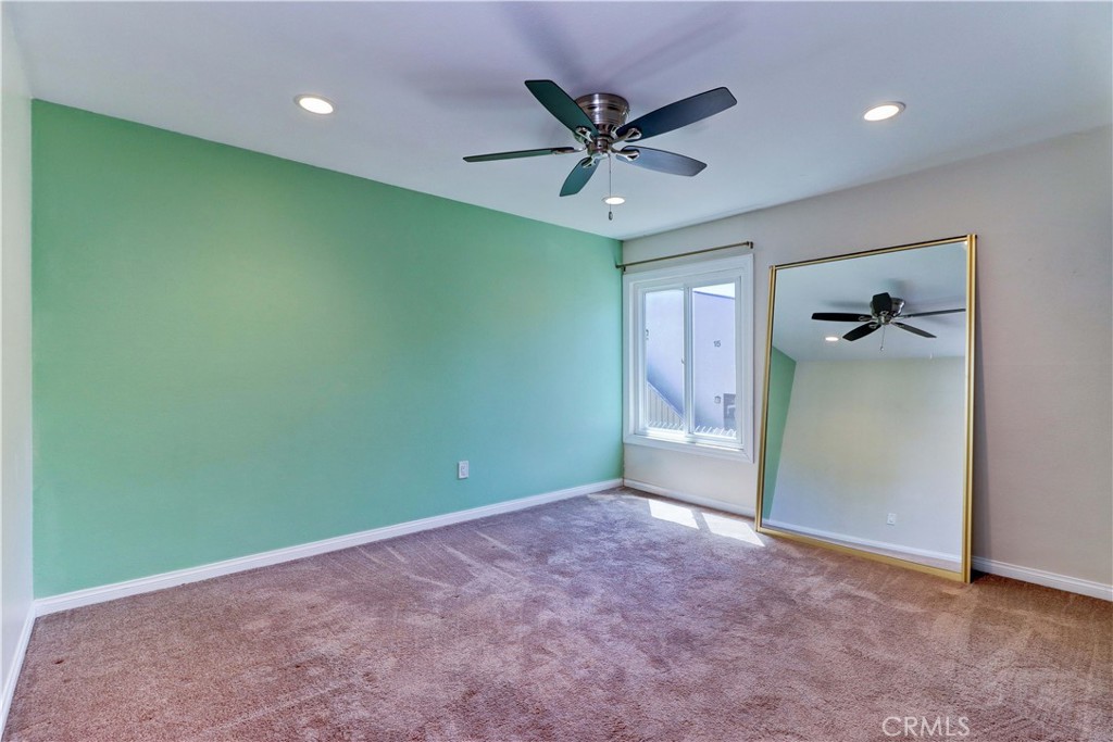 1010 W Macarthur Boulevard 68