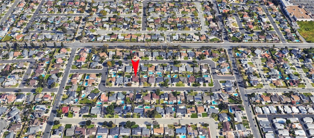 1543 E Tam Oshanter Street