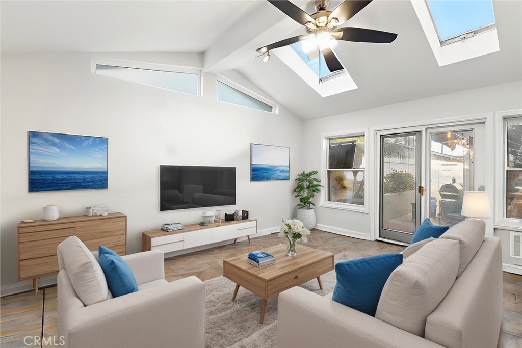 19101 Newland Street