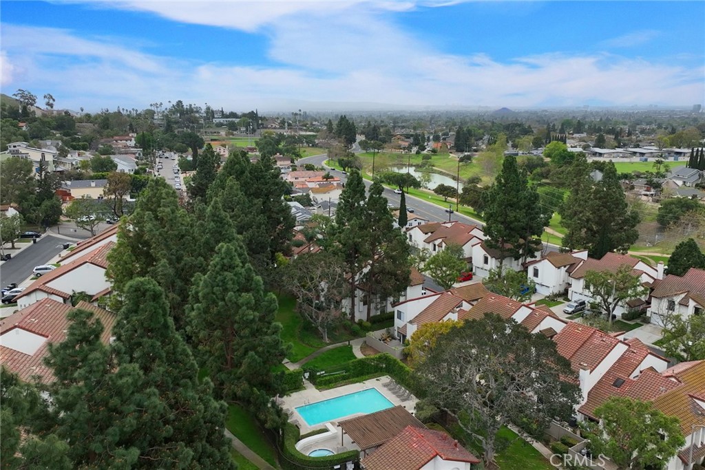 393 S Via El Modena 5