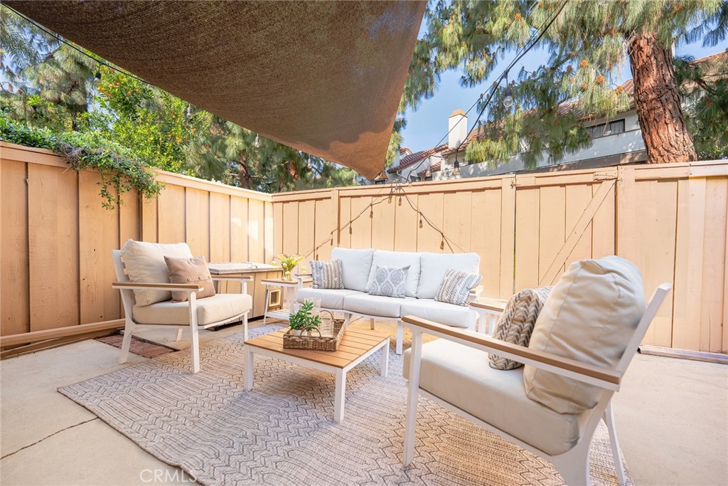 393 S Via El Modena 5