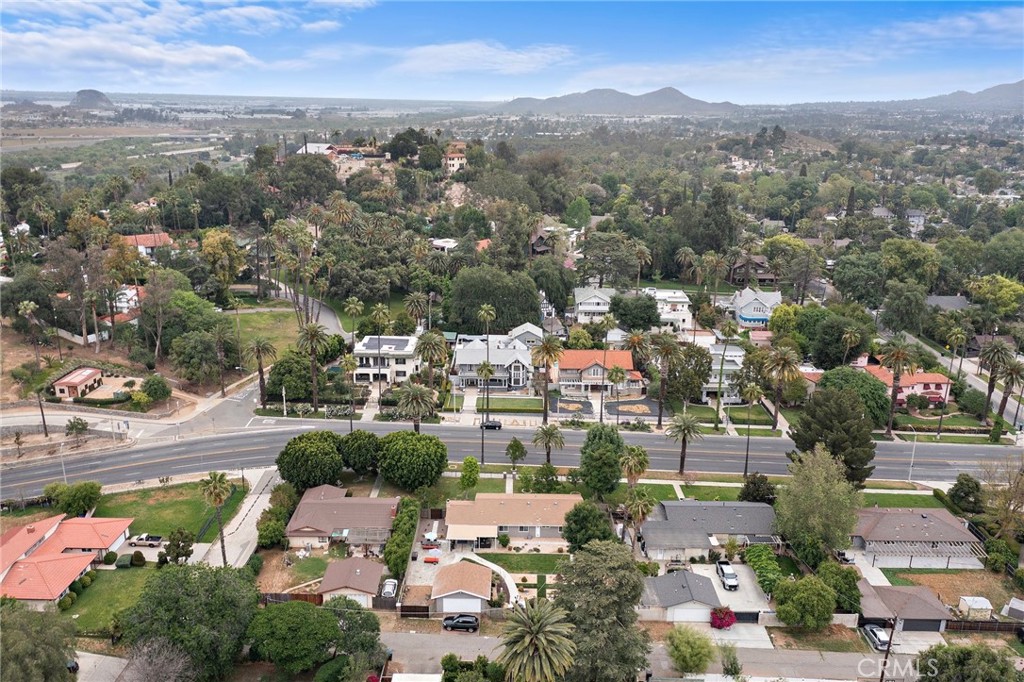 4574 Mission Inn Avenue