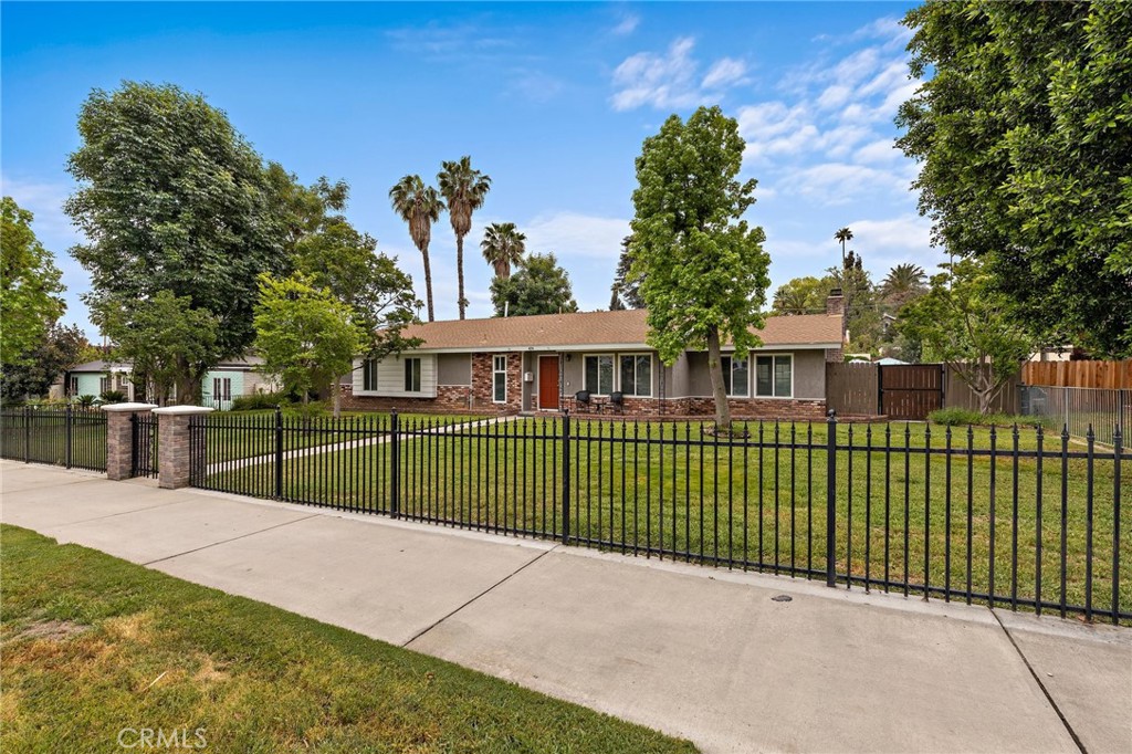 4574 Mission Inn Avenue