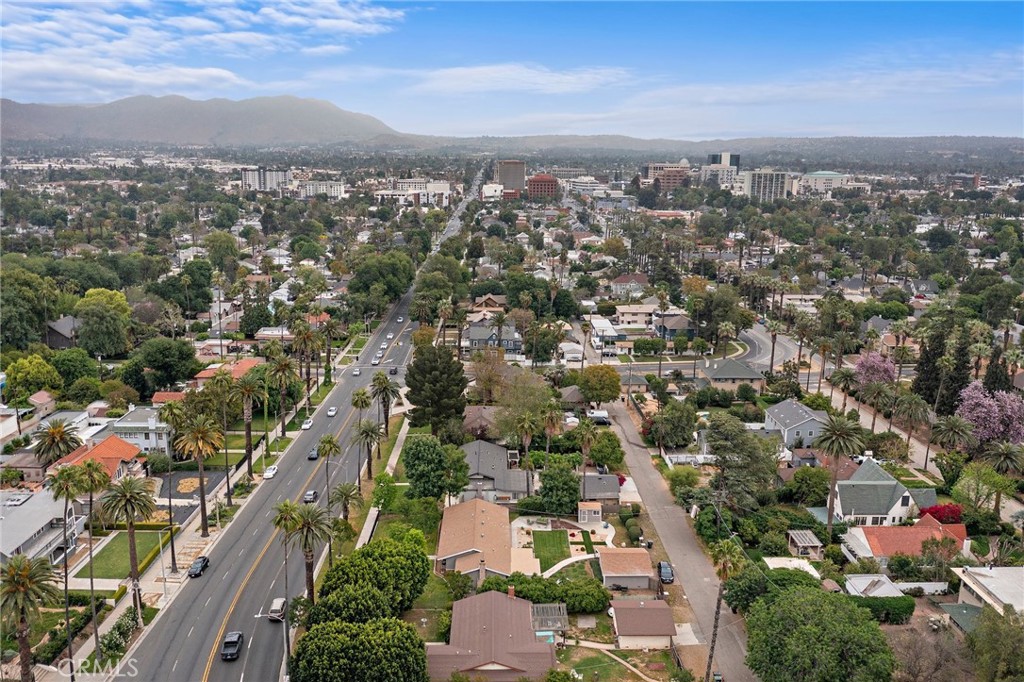 4574 Mission Inn Avenue