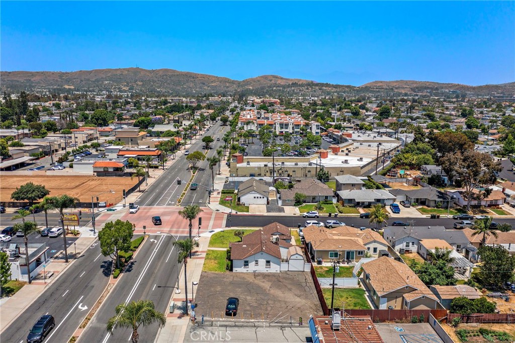 700 S Brea Boulevard