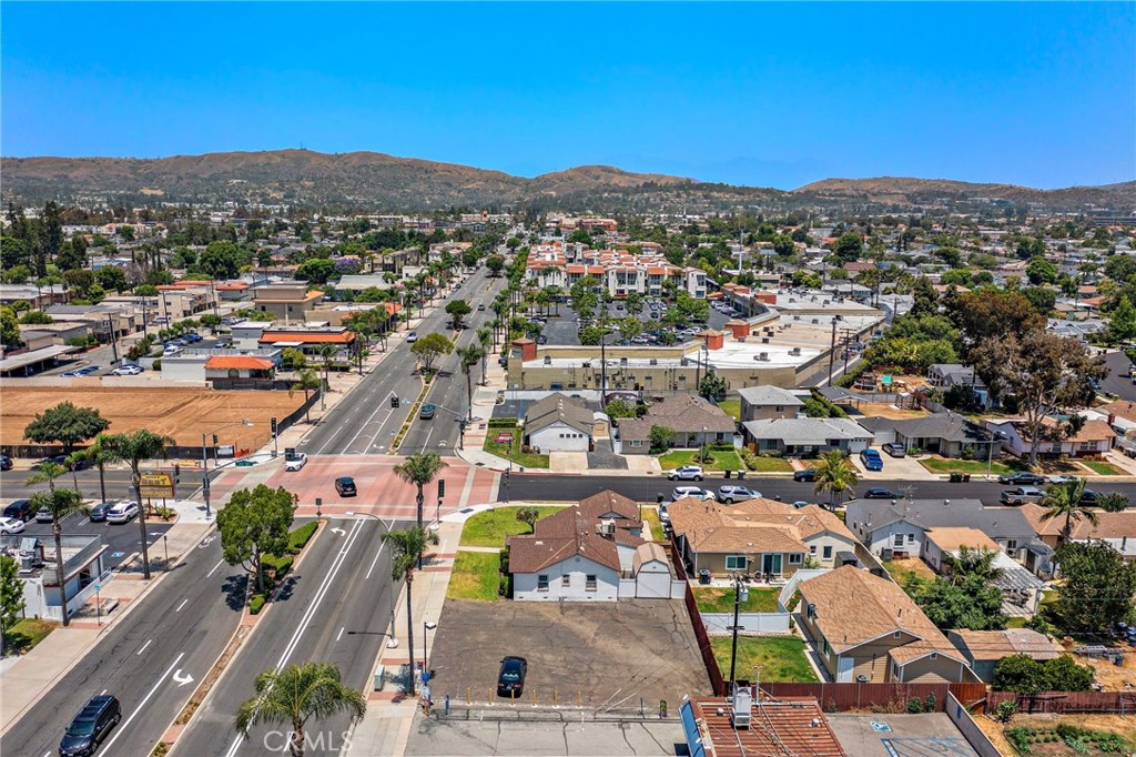 700 S Brea Boulevard