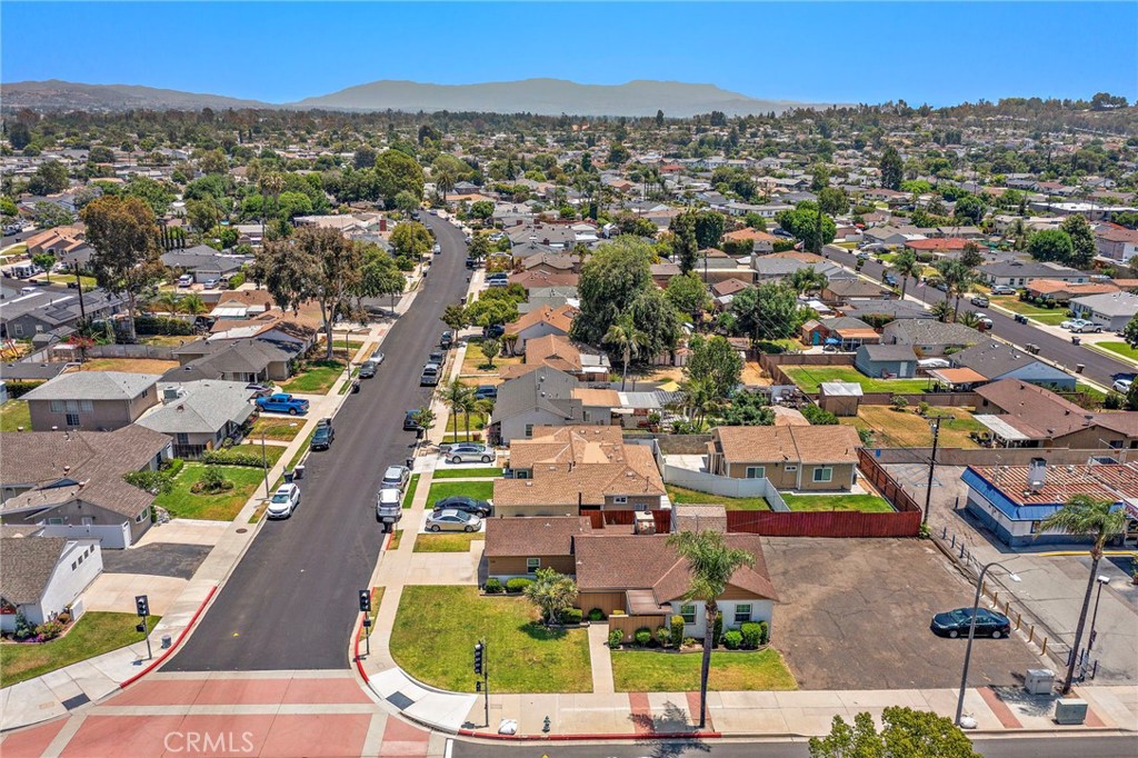 700 S Brea Boulevard