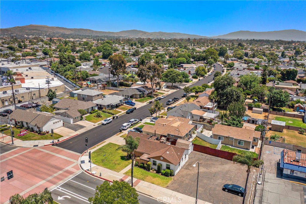 700 S Brea Boulevard