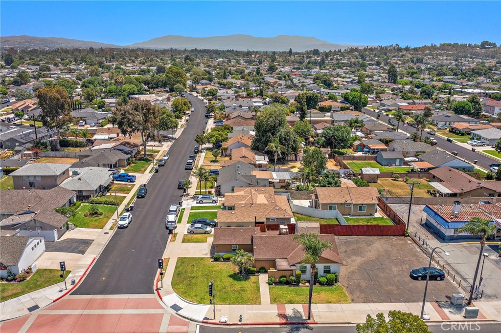 700 S Brea Boulevard