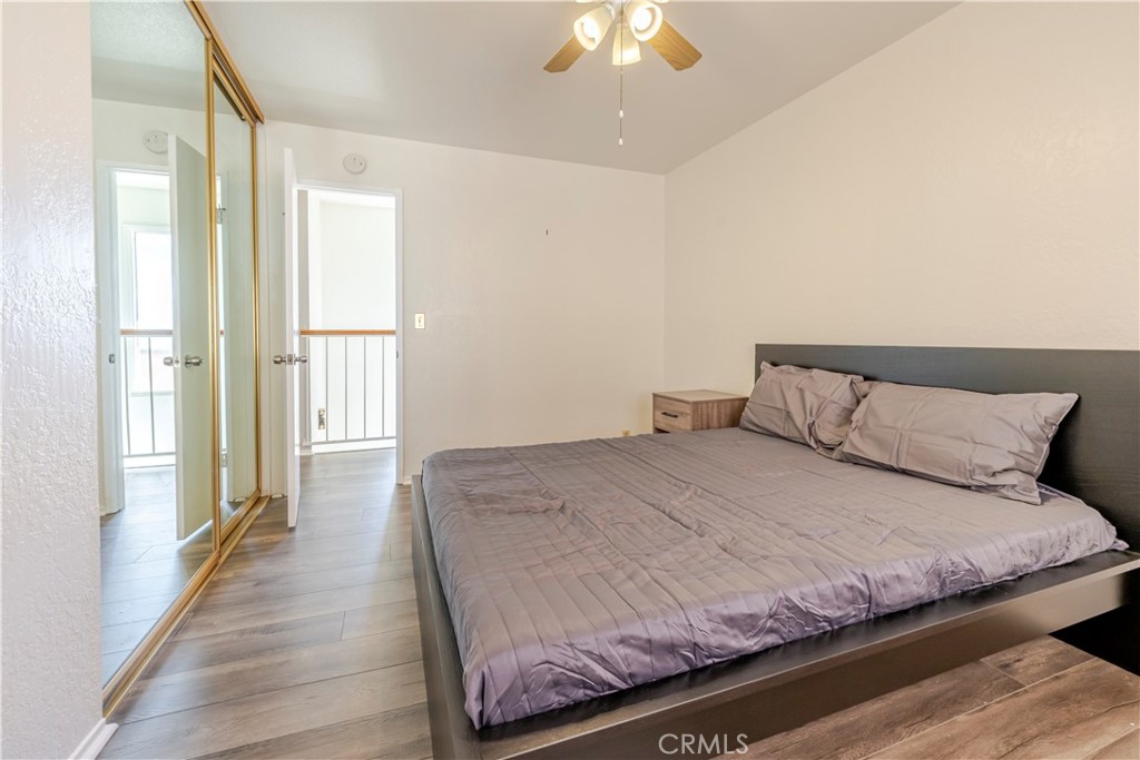 7561 Center 4