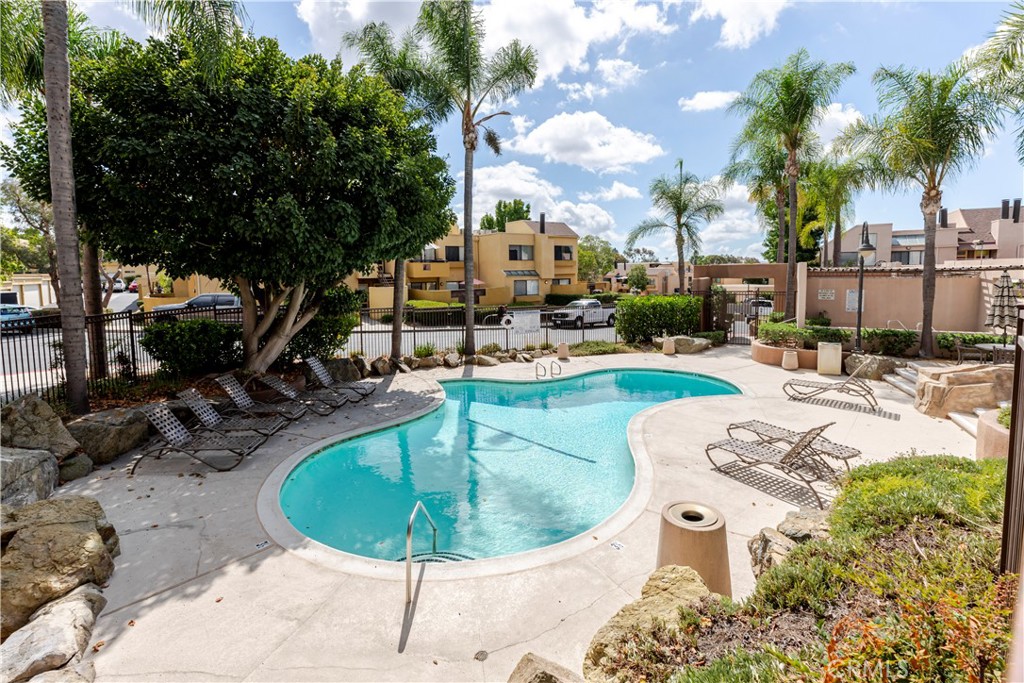 25761 Le Parc 82