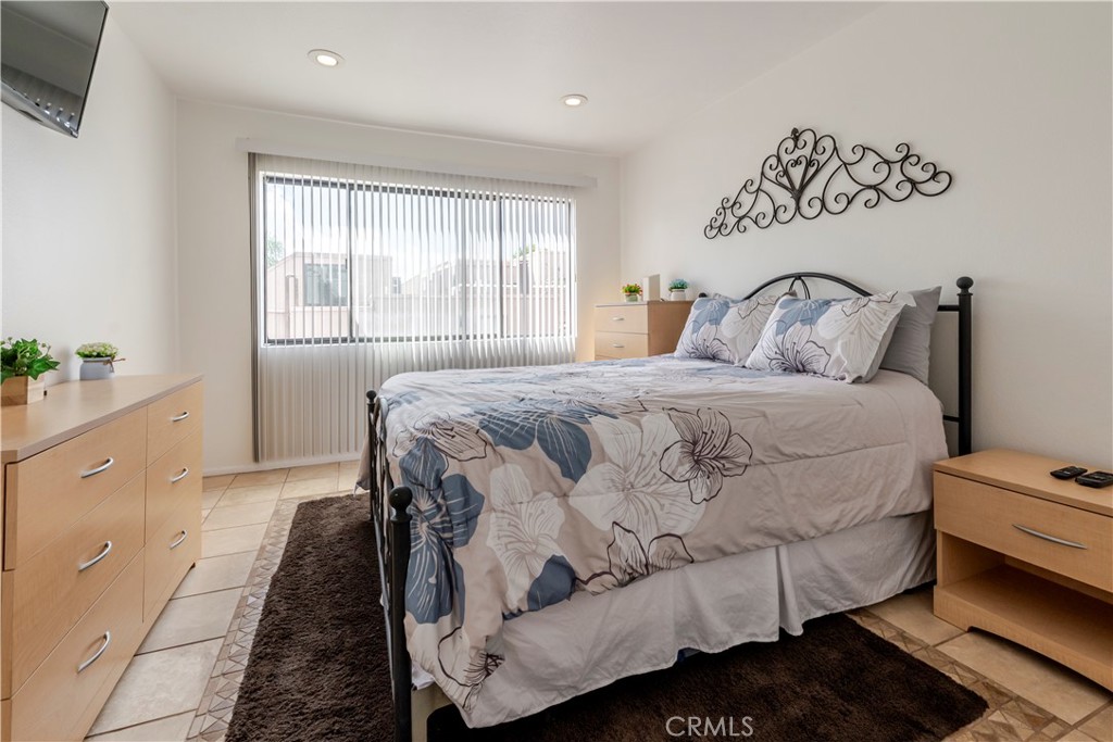 25761 Le Parc 82